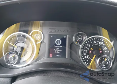 2021 Ram 2500 Tradesman 4X4 6'4 Box из США, поврежденный, VIN 3C6UR5CL2MG669244